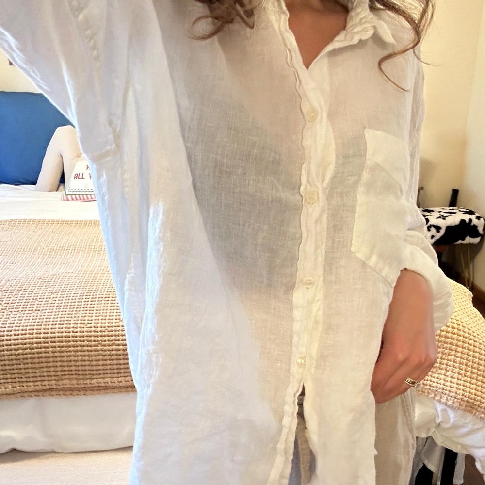 GAP 100% Linen Button Up